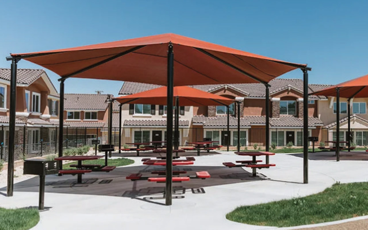 Show Me Pools - Hexagon Shade Structure
