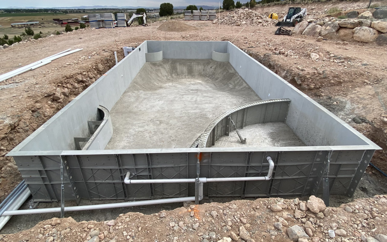 Show Me Pools - Vinyl Liner Pool Build Process - Plumbing